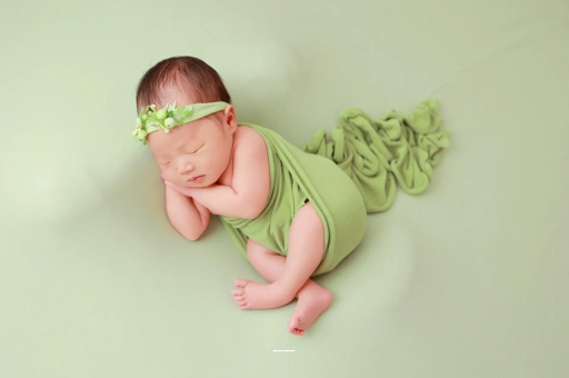 东平2个月的宝宝